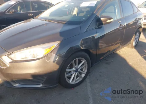 2017 Ford Focus Se z USA, uszkodzony, nr VIN 1FADP3F27HL211381